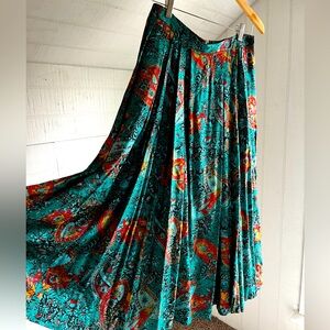 VINTAGE Paisley Maxi Pleated Skirt